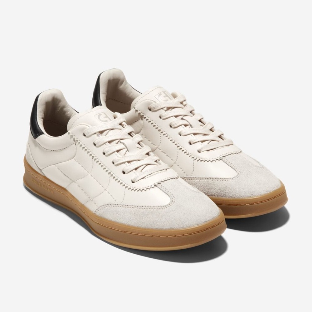 Cole Haan woman’s GrandPro Breakaway Sneakers size 8 Ivory-gum  W30272
